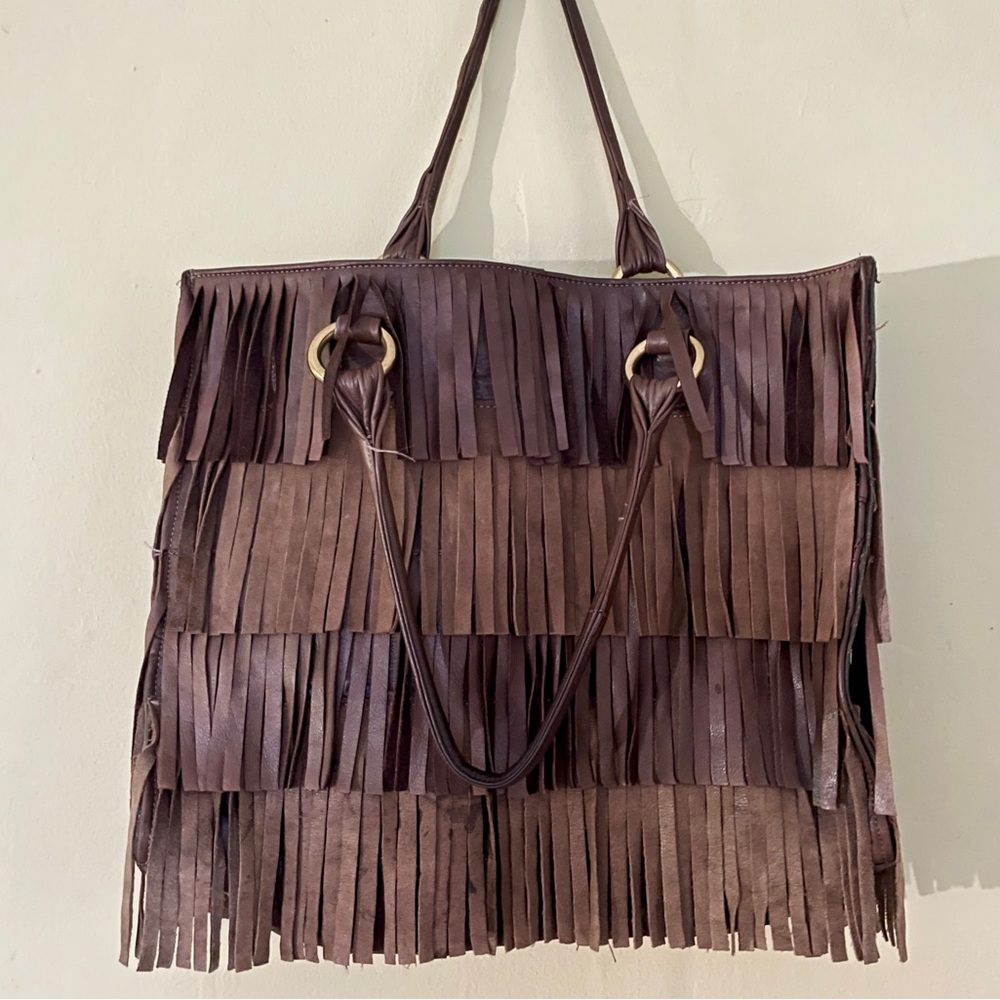 Novella Royale | Fringed Two-Tone Leather Bag ♥ Like new!